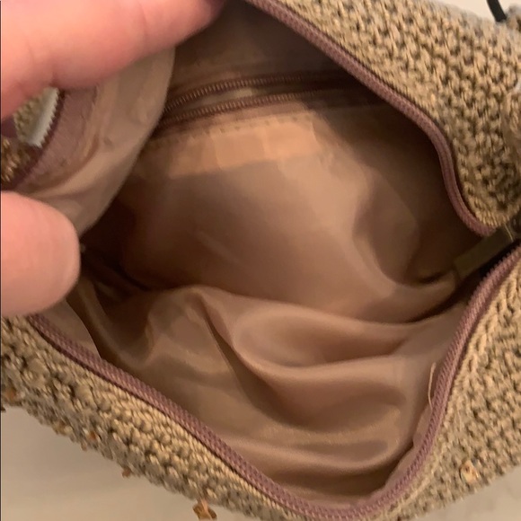 Beige and gold sequin purse - Picture 3 of 4